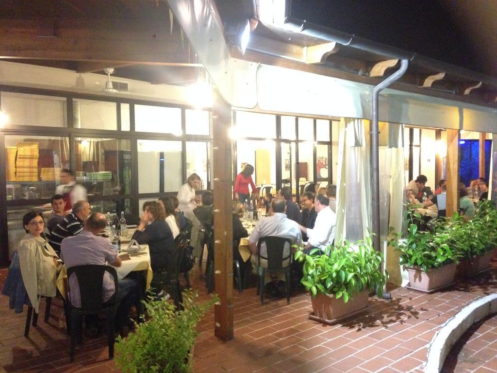 Riva Dei Greci Camping Village 梅坦蓬托 外观 照片